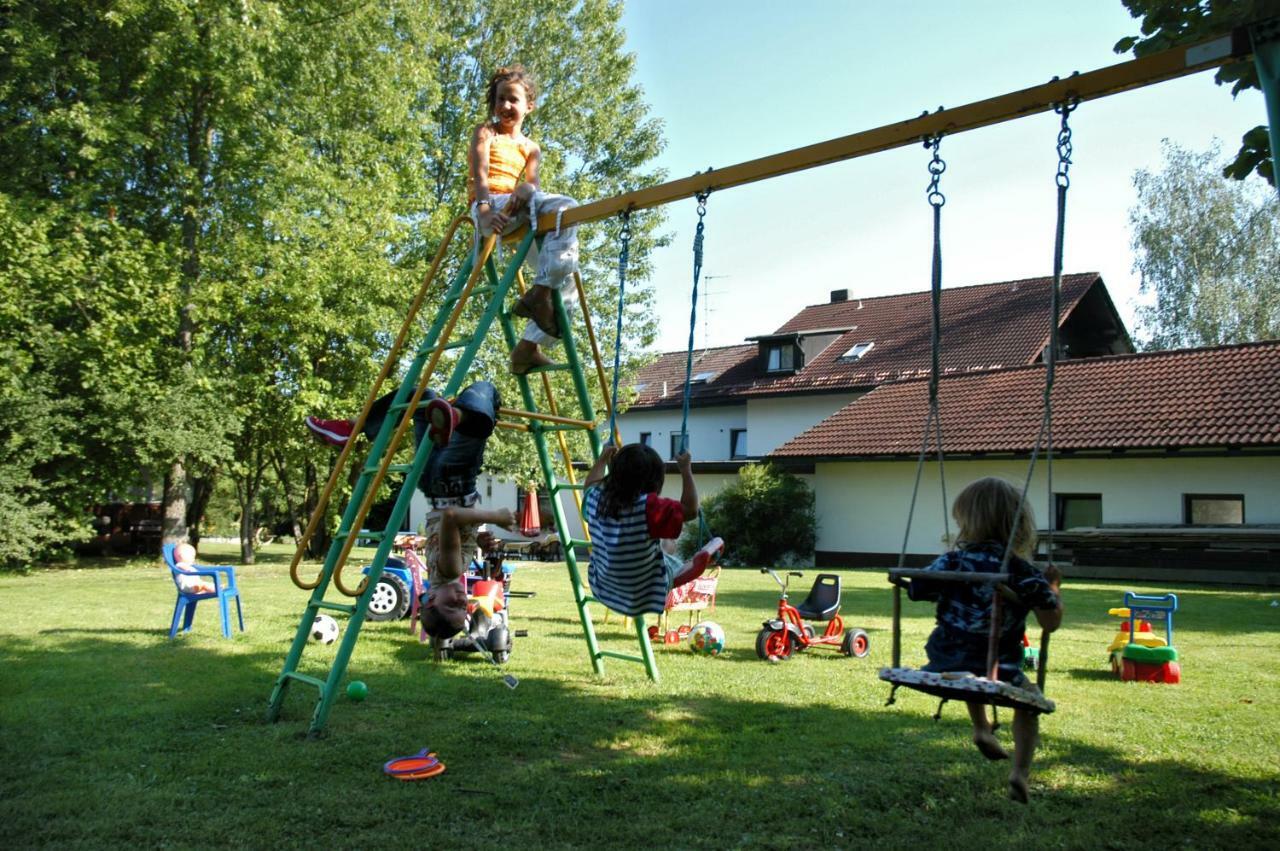 Hotel Dreisonnenberg Neuschönau エクステリア 写真