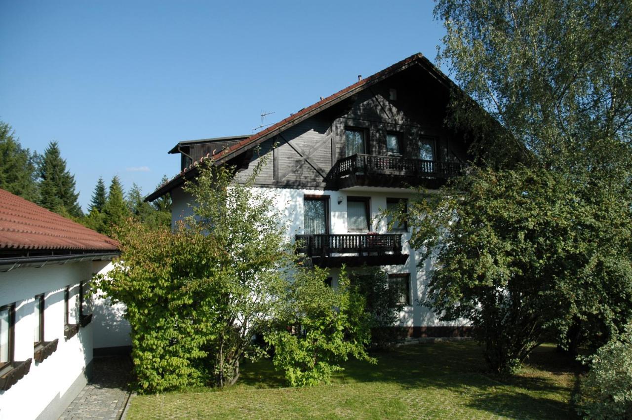Hotel Dreisonnenberg Neuschönau エクステリア 写真