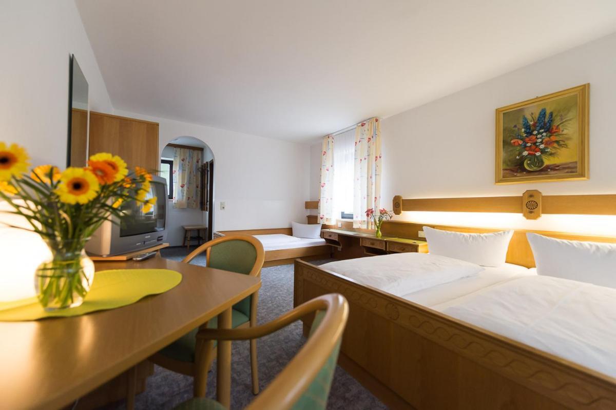 Hotel Dreisonnenberg Neuschönau エクステリア 写真